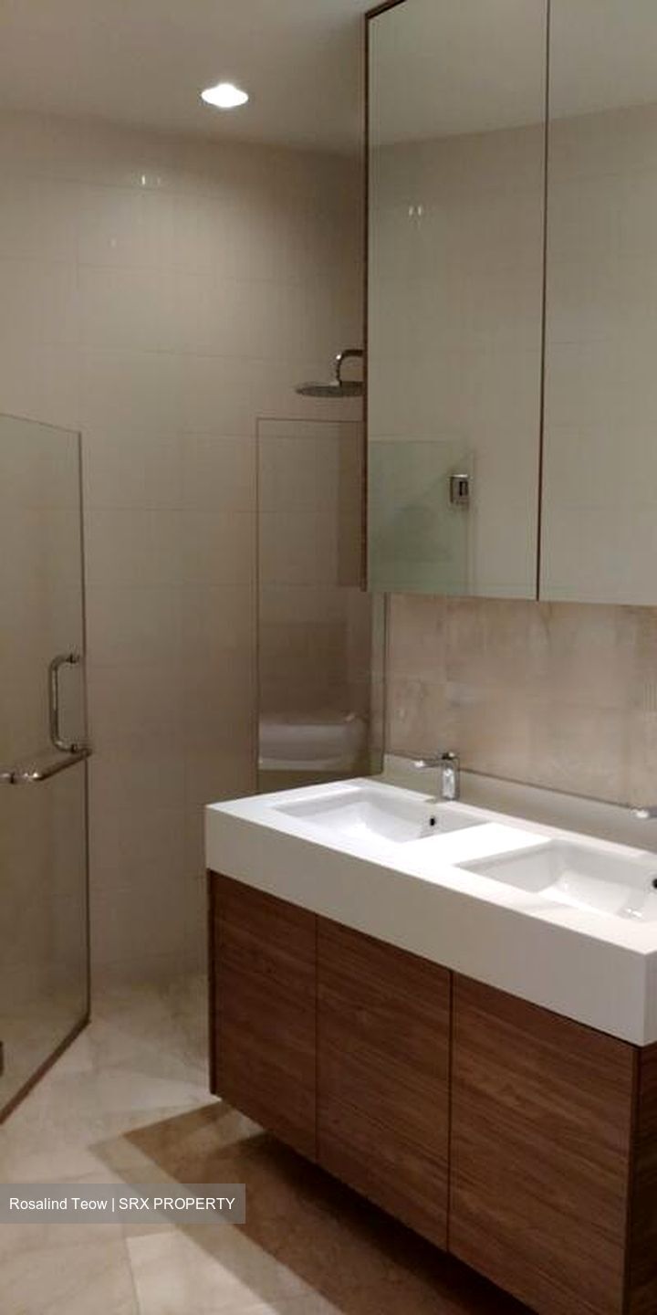 Elizabeth Tower (D9), Apartment #626054981